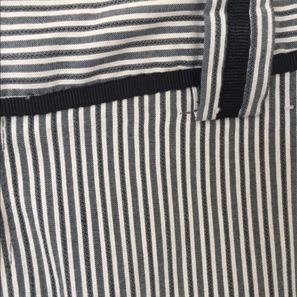Nanette Lenore pants grey & white striped pants with ribboned detail in size 2 - Picture 5 of 6